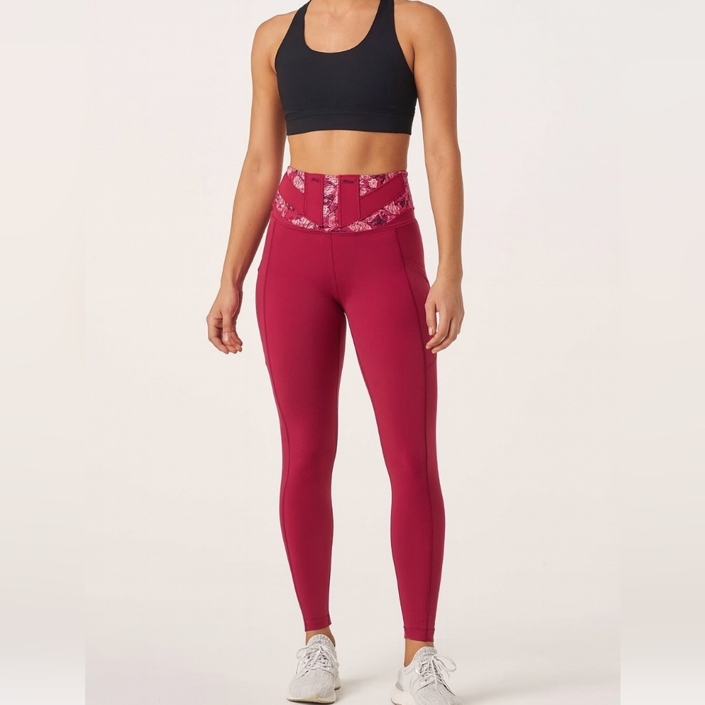 Lululemon rose red with rose detail workout leggings Women's S…
